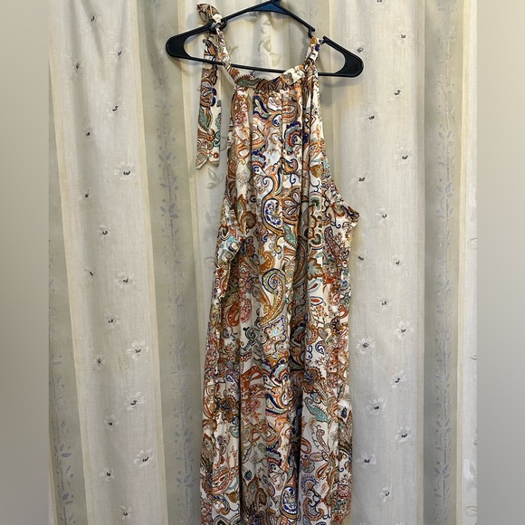 SHEIN VCAY Plus Paisley Print Halter Neck Dress - Picture 3 of 6